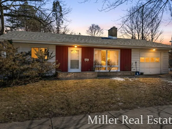 629 S Market St, Hastings, MI 49058