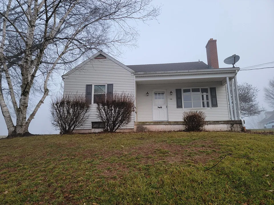 514 Fivepointville Rd