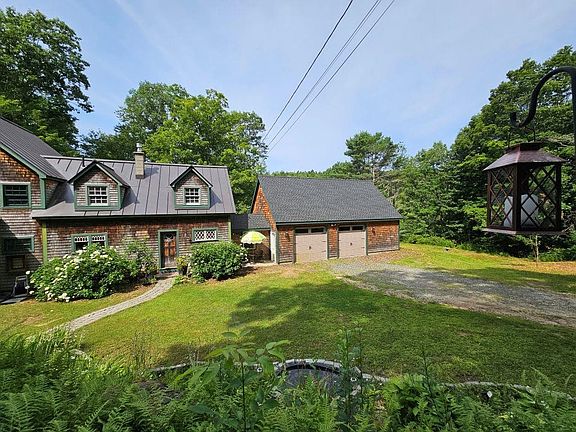 4th image of 22 Tolman Pond Road