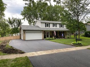 7001 Bentley Ave, Darien, IL 60561