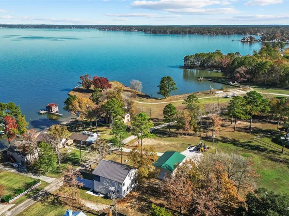 186 Lazy Ln, Livingston, TX 77351