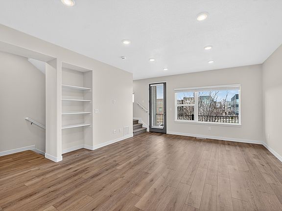 4th image of 632 E 12225 S