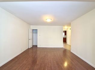 22-13 28th St #2, Astoria, NY 11105