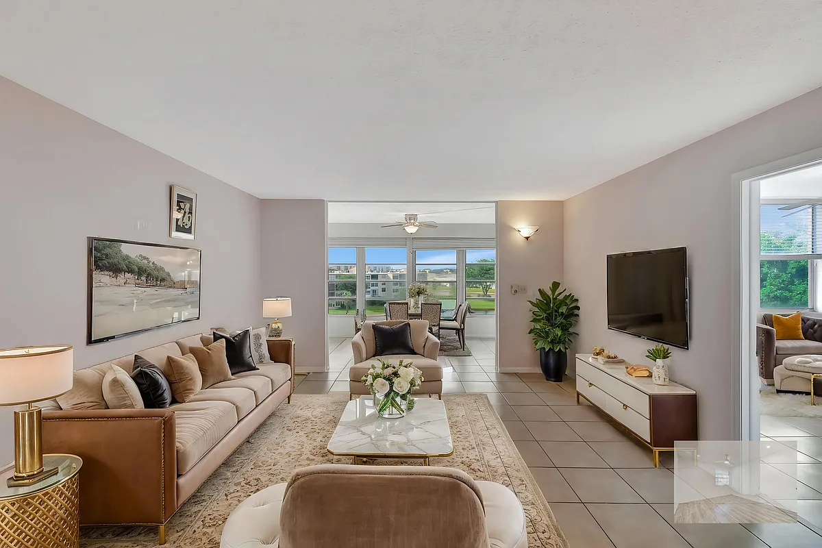 Building Photo - 14623 Bonaire Blvd #502