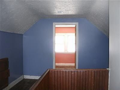 5th image of 1924 Waltham Ave