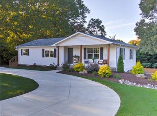 8718 Haw River Rd, Kernersville, NC 27284