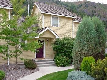 1st image of 1827 Hankins Dr