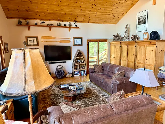 12152 Nuthatch Ct — Photo 19