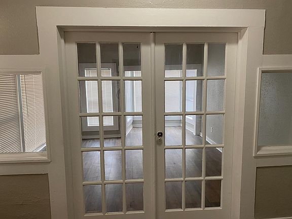 3rd image of 951 Fm 222 Loop N