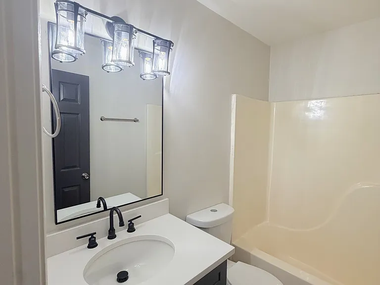 106 Turtle Pointe Dr — Photo 12