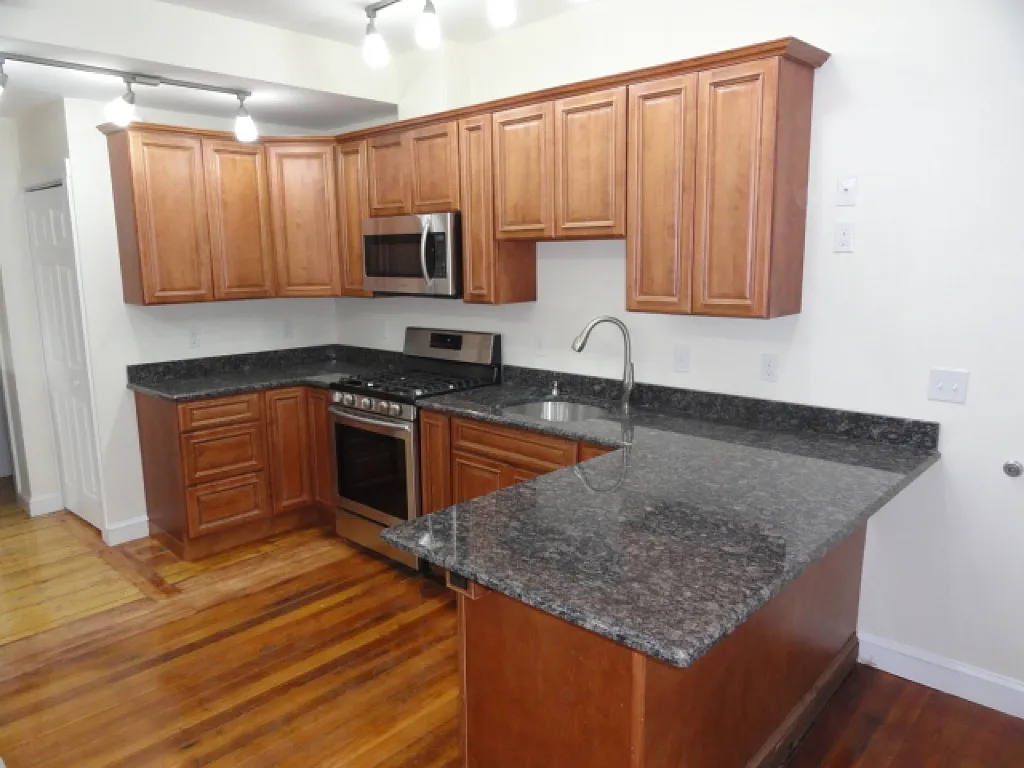231 Norfolk St — Photo 2