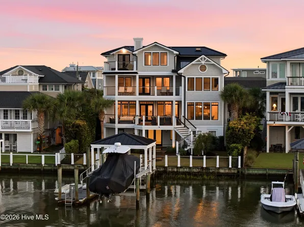 13 Bermuda Drive, Wrightsville Beach, NC 28480