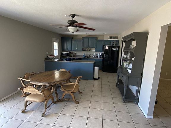 4th image of 8355 E Cypress St