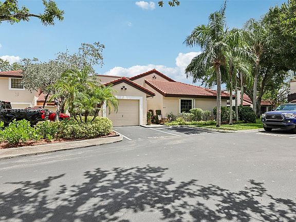 2nd image of 8927 W Sunrise Blvd