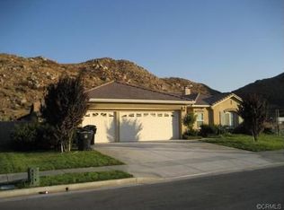 1176 Cragstone Dr, Hemet, CA 92545