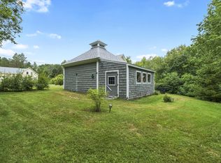 38 Beech Hill Rd, Rockport, ME 04856