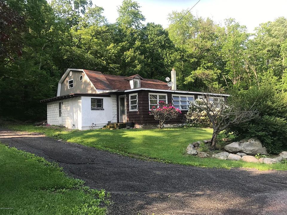 1st image of 1070 Foster Ave