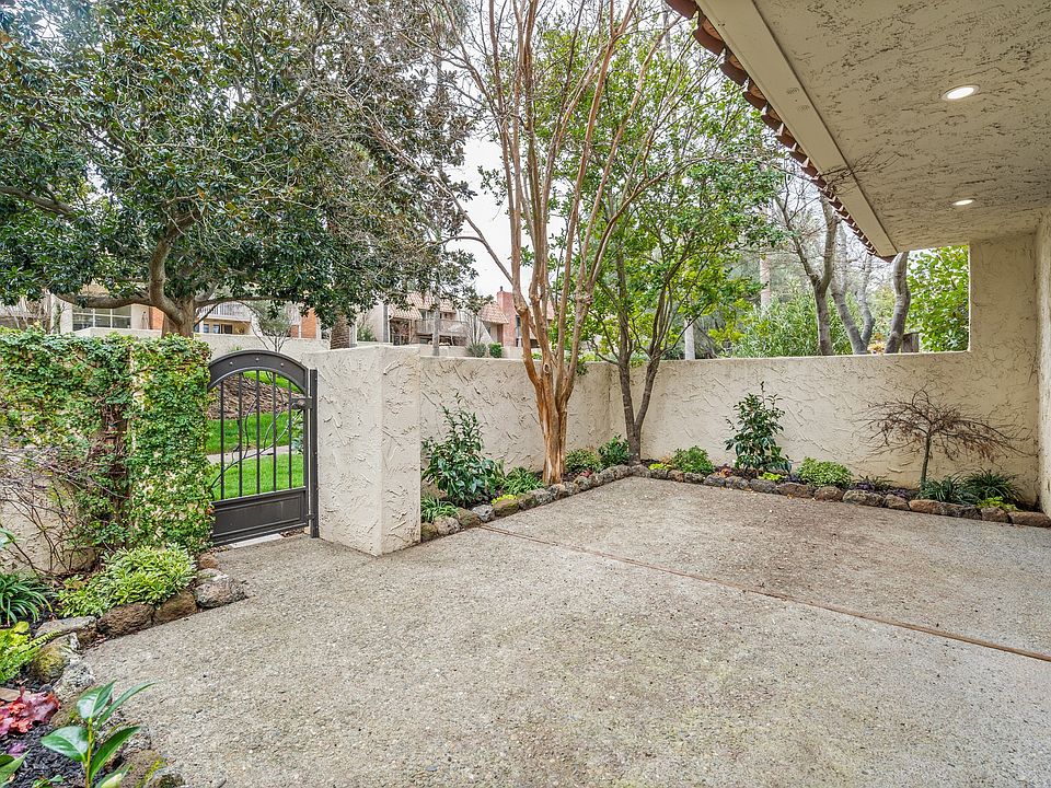 1st image of 117 Casitas Bulevar