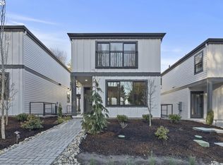 247 E Ave, Lake Oswego, OR