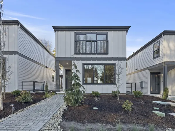 247 E Ave, Lake Oswego, OR 97034