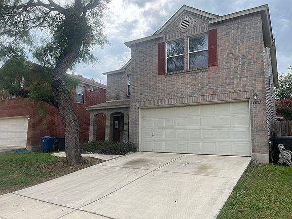 2nd image of 14835 Academy Oak