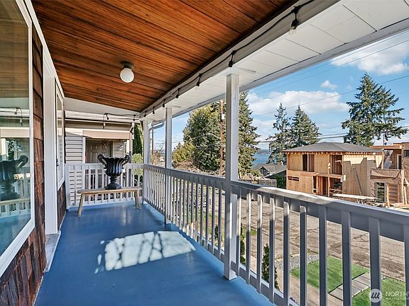 3rd image of 1113 33rd Avenue S