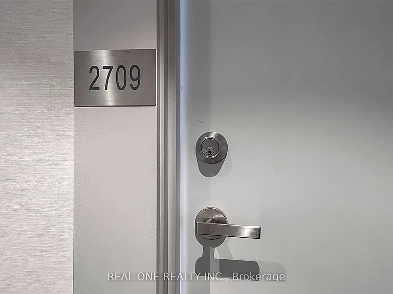 195 Redpath Ave #2709 — Photo 6