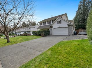 1585 Eton Rd, Comox, BC V9M 3Y3