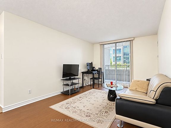 2nd image of 256 Doris Ave #511