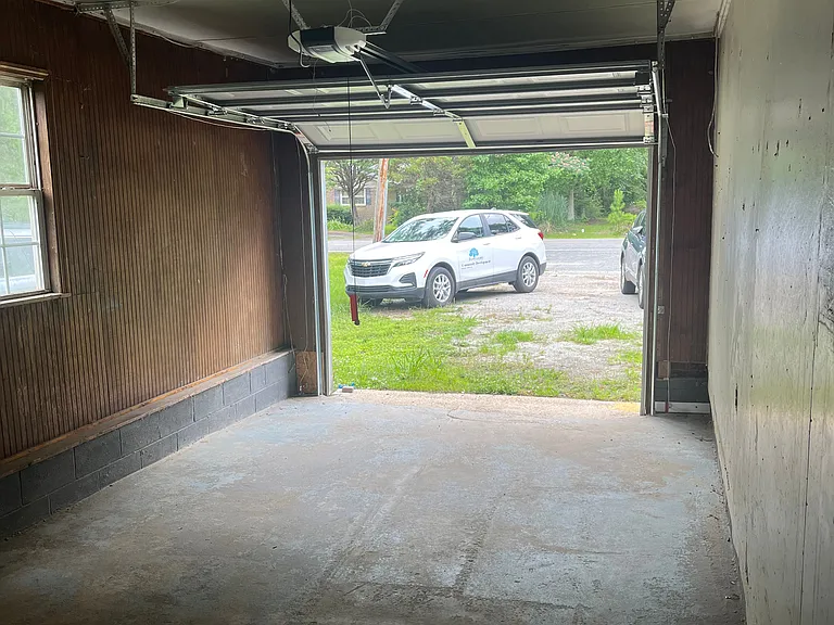 1133 Railroad Dr — Photo 14