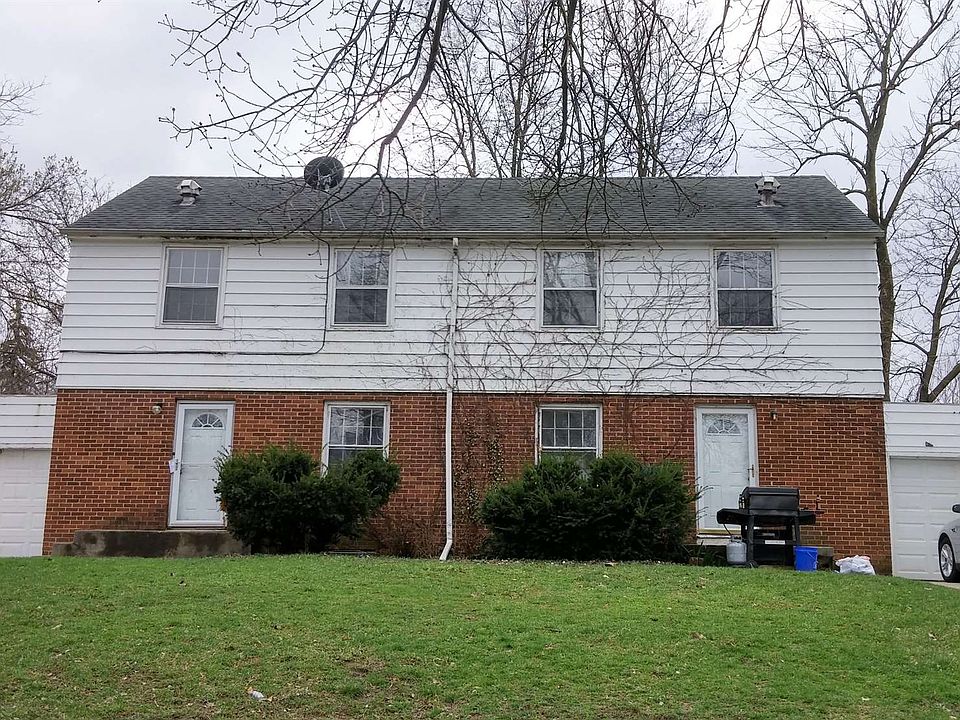 2nd image of 2144-2146 Sunset Dr