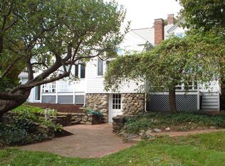 472 Bedford St, Concord, MA 01742