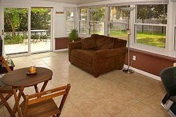 3rd image of W52N767 Windsor Dr