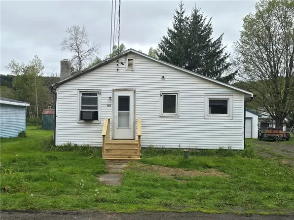 132 Jay St, Sidney Center, NY 13839
