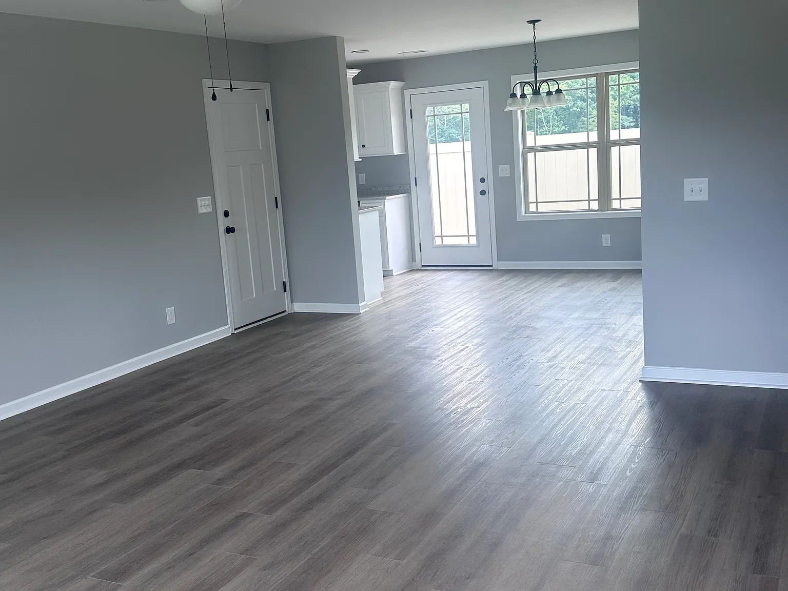 2 bed, $1,850 — Photo 2