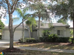 2780 Oakbrook Ln, Weston, FL 33332