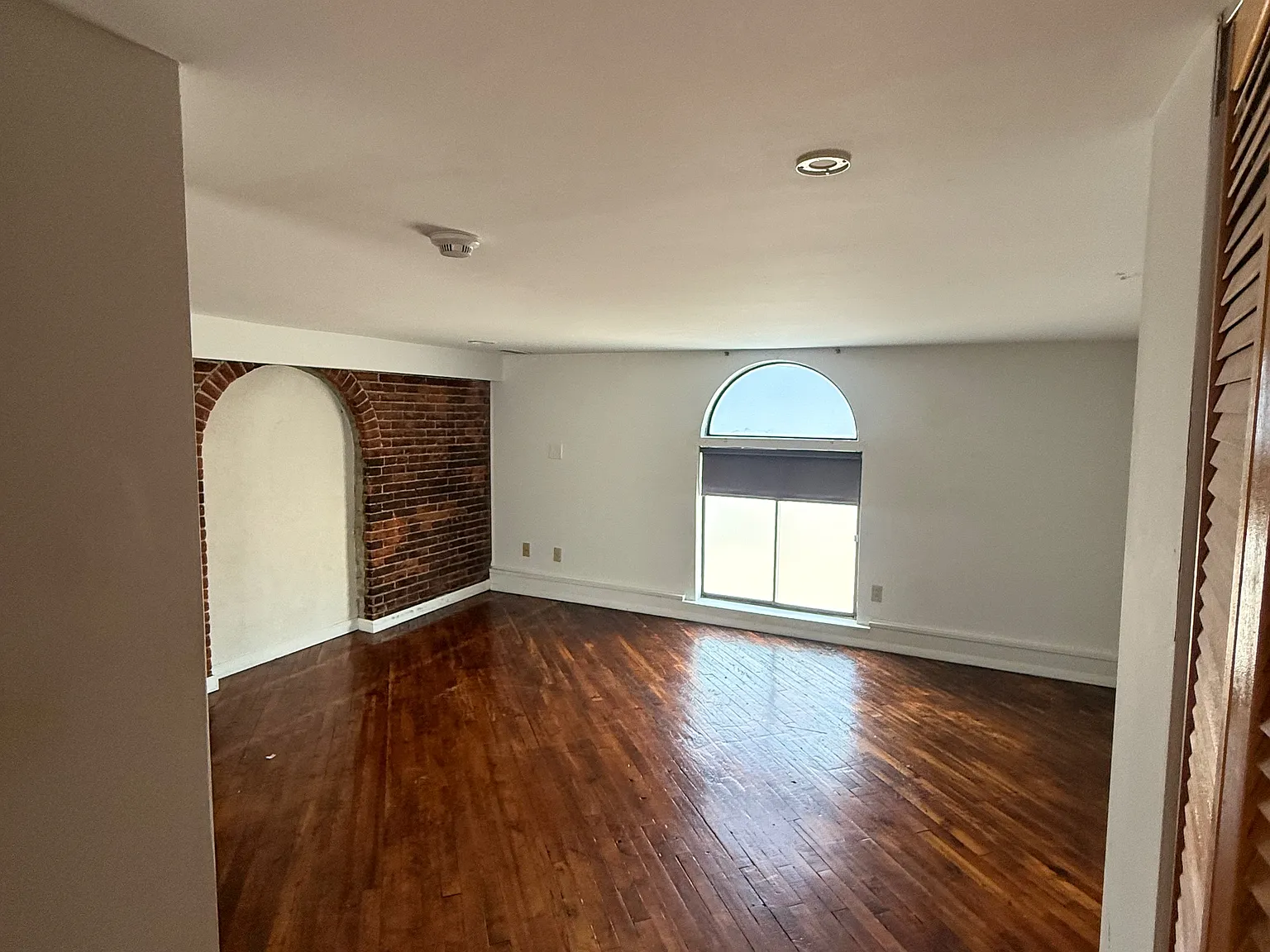 1 bed, $1,600 — Photo 2