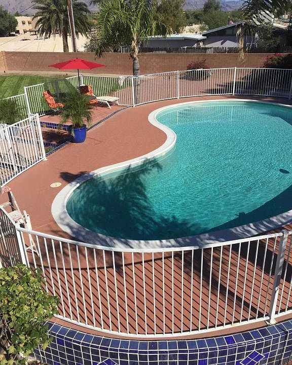 1st image of 4966 N La Canada Dr