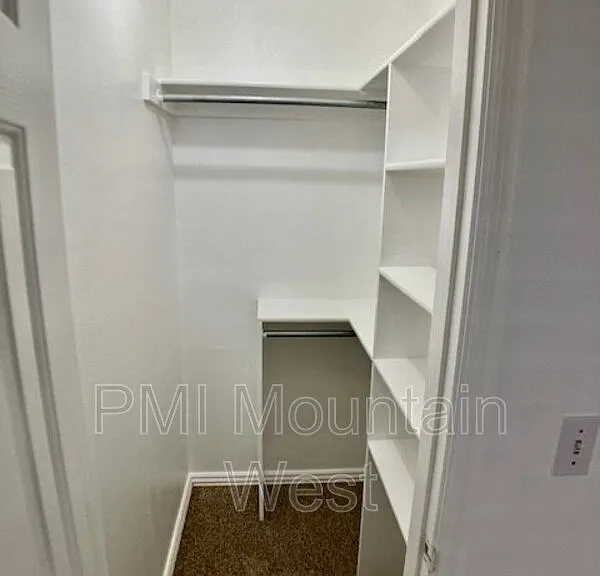 49 S 200th St W #A11 — Photo 13