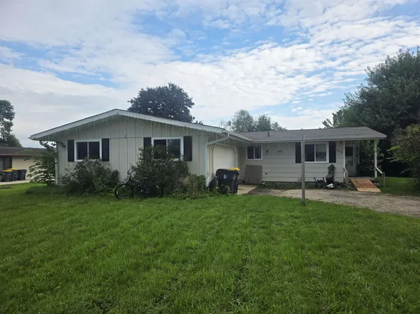 1010 26th St, Monroe, WI 53566