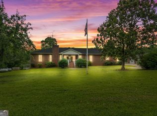 394 Hunter Rd, Griffin, GA 30224