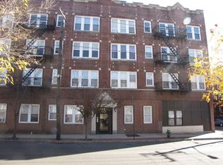 99 Pine St APT 1A, Montclair, NJ 07042