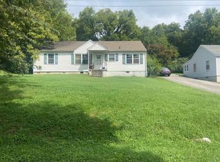 514 W 15th St, Columbia, TN 38401