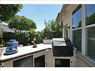 3rd image of 1667 Valley Oaks Dr