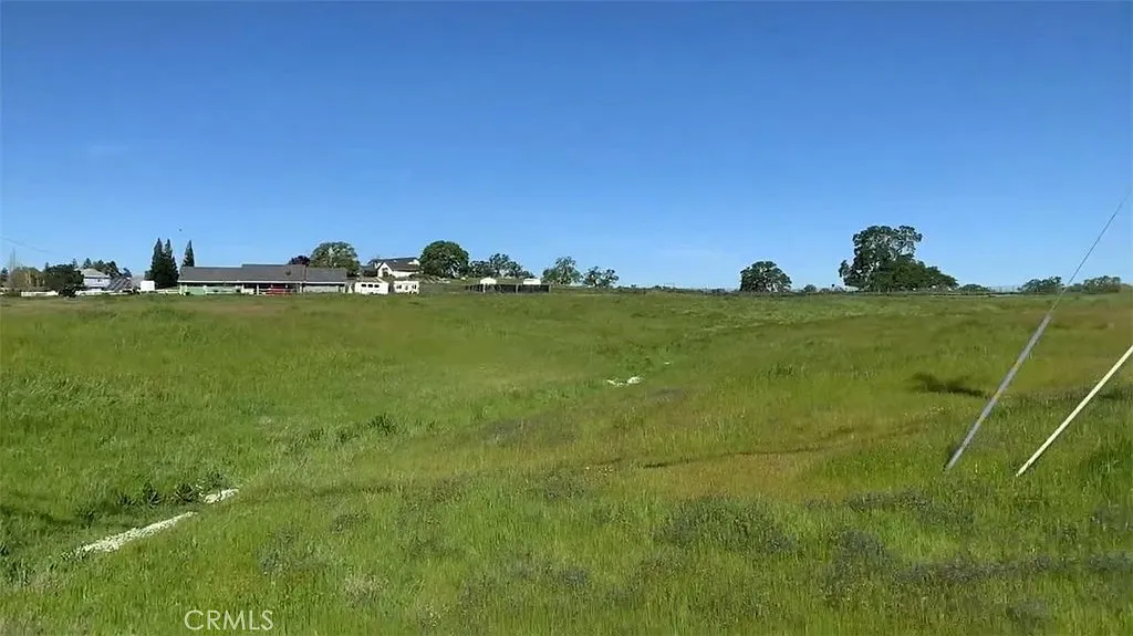 1997 Village Dr photo 1