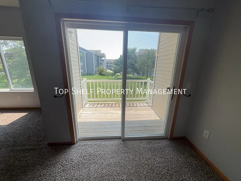 1207 NE 5th Ln #4 — Photo 4