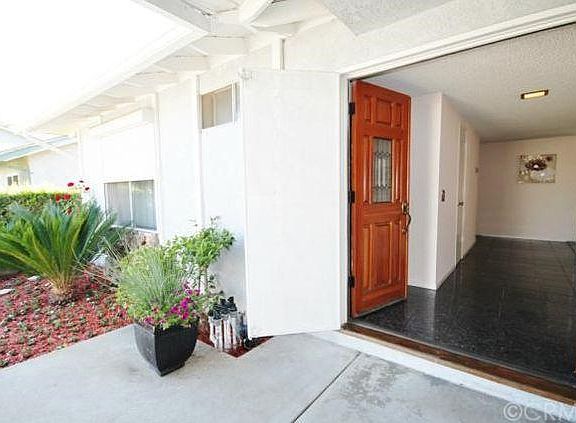3rd image of 5211 Degas Ave