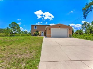 414 Leroy Ave, Lehigh Acres, FL 33972