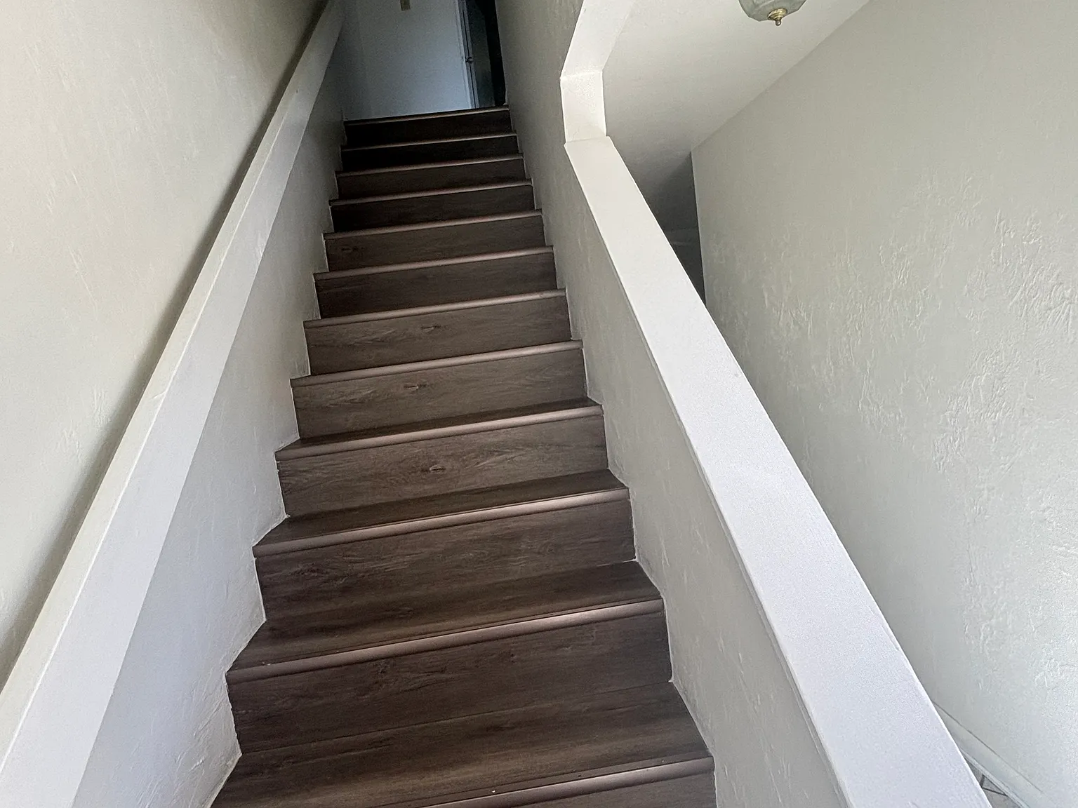 2 bed, 1.5 bath, 986 sqft, $1,200 — Photo 2