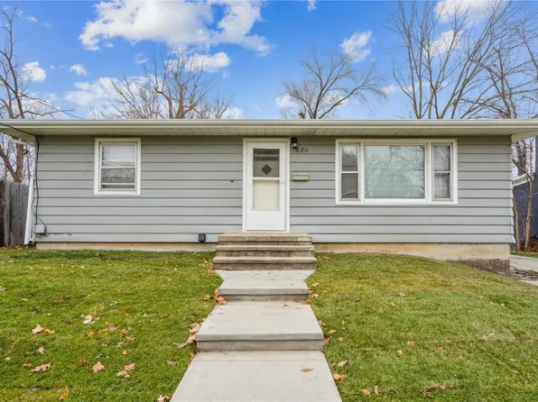 620 6th Ave, Marion, IA 52302